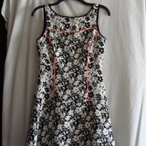 BANANA REPUBLIC White & Black Sleeveless FLORAL JACQUARD SUNDRESS Sz 2P